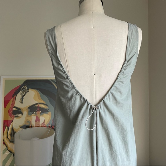 V573 ZENITH Made in Korea Tech Athleisure Dress - Picture 5 of 7